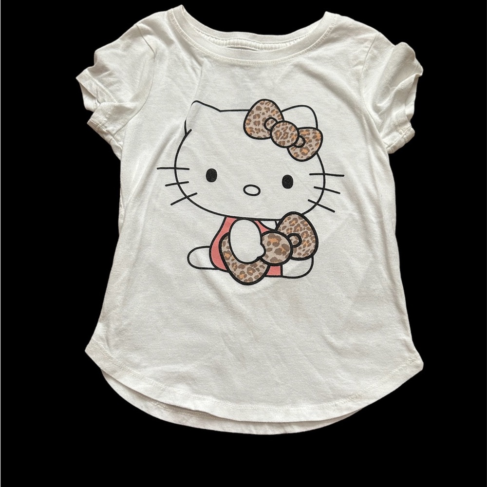 Hello Kitty Tshirt size S (6-6x) leopard 😉